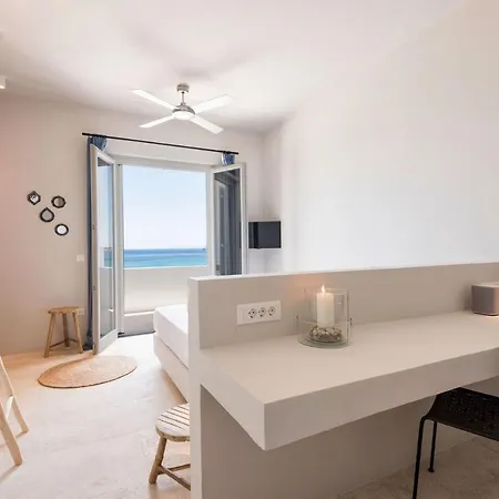 Paros Sleeps 8 Pool Air Con Wifi T714111 * Parikia (Paros)